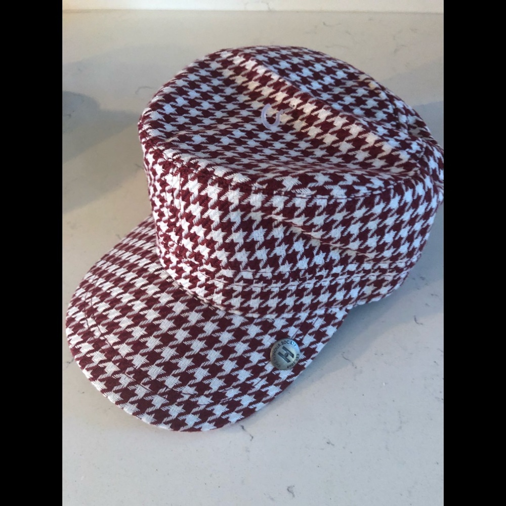 NWT Adorable Houndstooth cap ,stretch back, 100% cotton.